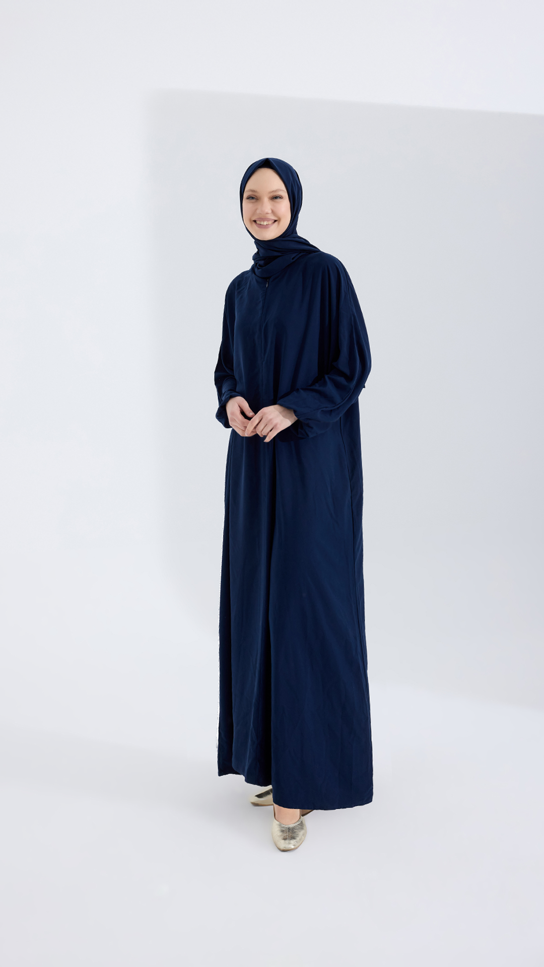 Medine ipeği sade LACİVERT abaya